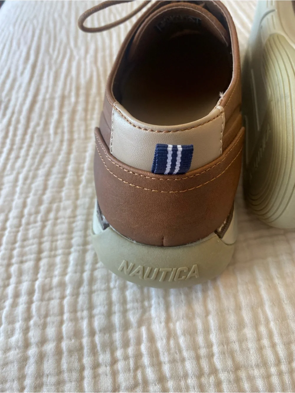 Nautica Men’s Brown Lace Up Oxford Shoes Size 9.5 NWOT
